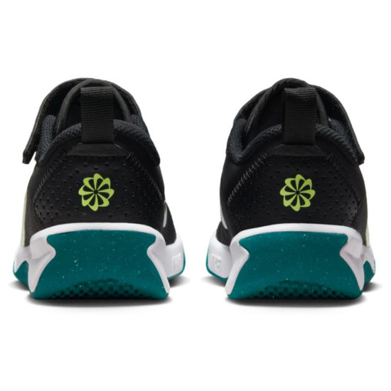 Nike Omni Multi-Court (PS) Nike Omni Multi-Court (PS)